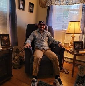 Meet your Posher, Brandon